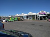 Lealans Garden Centre 1190984 Image 1